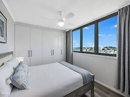 Meridian Alex Beach Apartments