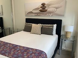 Meridian Alex Beach Apartments