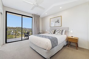 Meridian Alex Beach Apartments