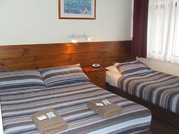 Aquarius Motel Belmont