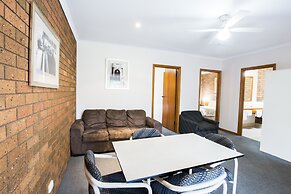 Sportslander Motor Inn