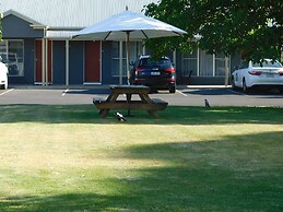 Alexander Cameron Suites