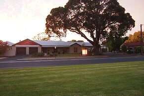 Alexander Cameron Suites