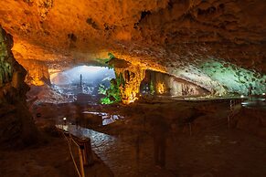 Imperial Classic Cruise Halong