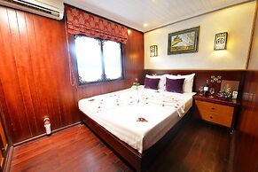 Imperial Classic Cruise Halong