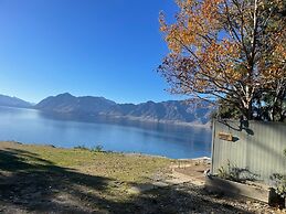 The Camp - Lake Hawea
