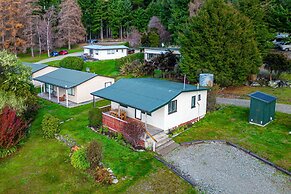 The Camp - Lake Hawea