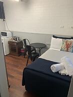 Almare Tourist Motel