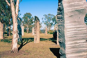 Charlesworth On The Park