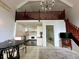 Charlesworth On The Park