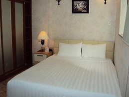 Huong Trinh Hotel