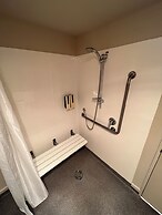 The Suites Ashburton