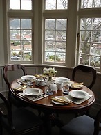 Hazel House Boutique Bed & Breakfast