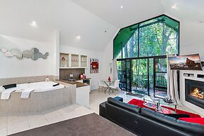 Linger A While Chalet