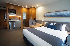 Sovereign Park Motor Inn