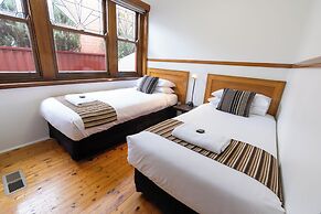 Sovereign Park Motor Inn