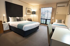 Sovereign Park Motor Inn