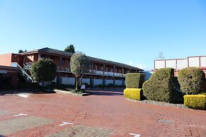 Sovereign Park Motor Inn