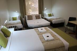 Sovereign Park Motor Inn