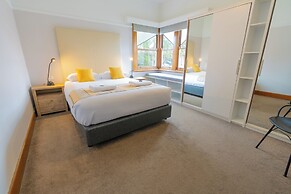 Sovereign Park Motor Inn