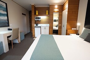 Sovereign Park Motor Inn