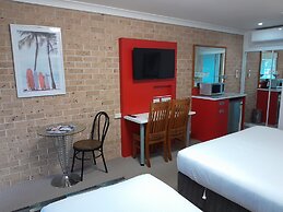 Avaleen Lodge Motor Inn