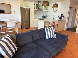 Aqua Promenade Beachfront Apartments