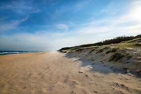 Aqua Promenade Beachfront Apartments