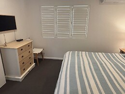 Aqua Promenade Beachfront Apartments