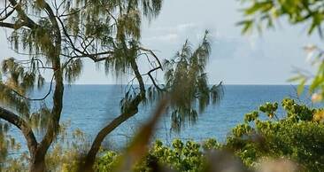 Aqua Promenade Beachfront Apartments