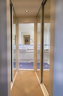 Aqua Promenade Beachfront Apartments