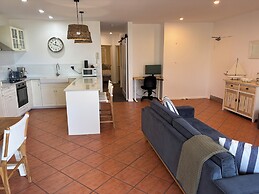 Aqua Promenade Beachfront Apartments