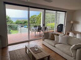 Aqua Promenade Beachfront Apartments