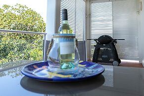 Aqua Promenade Beachfront Apartments