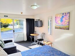 Cambrian Lodge Motel