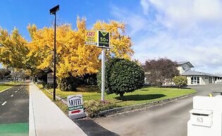 Cambrian Lodge Motel