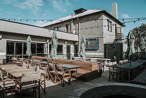 William Farrer Hotel