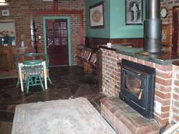 Eagle Foundry Bed & Breakfast