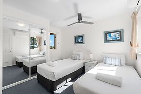 Alexander Beachfront Apartments