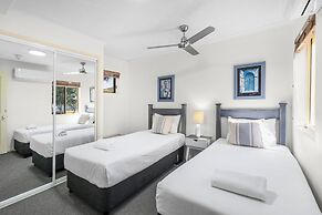 Alexander Beachfront Apartments