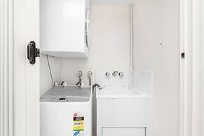 Alexander Beachfront Apartments