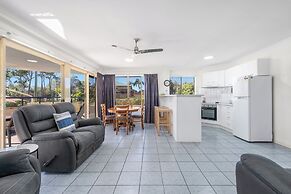 Alexander Beachfront Apartments