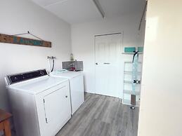 Beachcomber Motel And Apartments