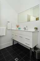 Albany Central Apartments