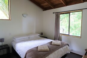 Te Nikau Retreat - Hostel