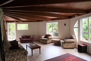 Te Nikau Retreat - Hostel