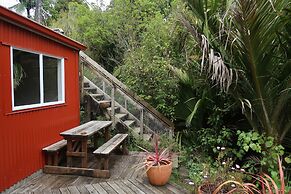 Te Nikau Retreat - Hostel