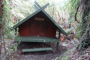 Te Nikau Retreat - Hostel