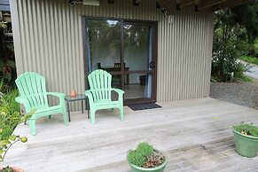 Te Nikau Retreat - Hostel