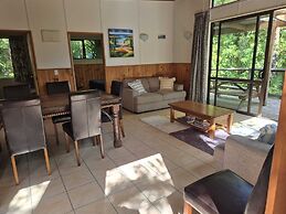 Te Nikau Retreat - Hostel